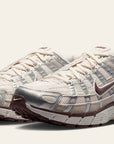 Nike P-6000 Phantom Metallic Silver Light Orewood Brown Tattoo (Women's)