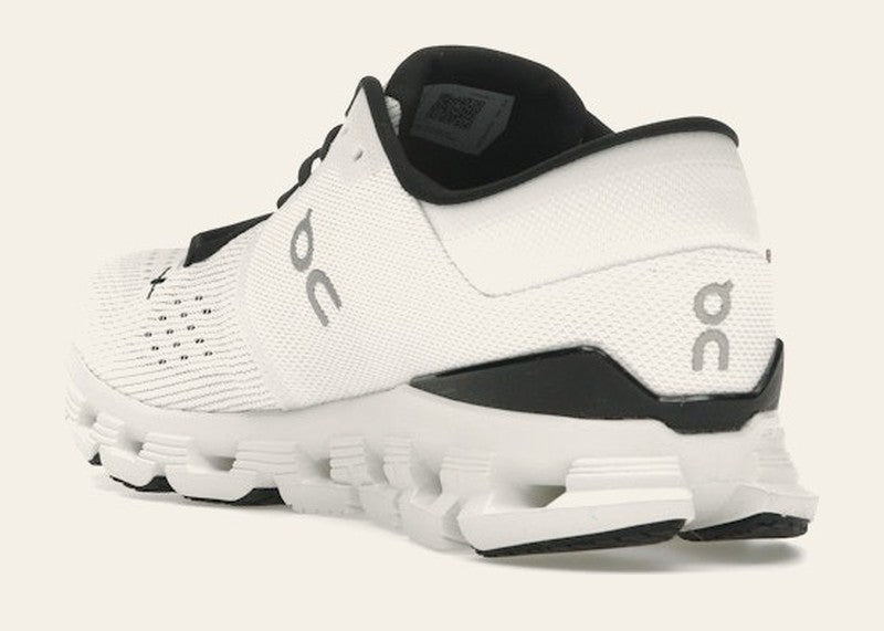 On Running Cloud X 4 Ivory Black